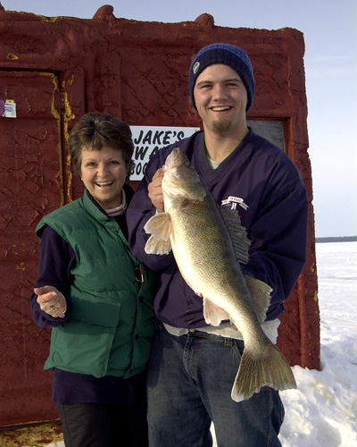 The Best Ice Fishing that Minnesota Has to Offer! Ice Fishing Service in Lake of the Woods, MN
